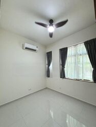 Landbay Condominium (D16), Condominium #458706651